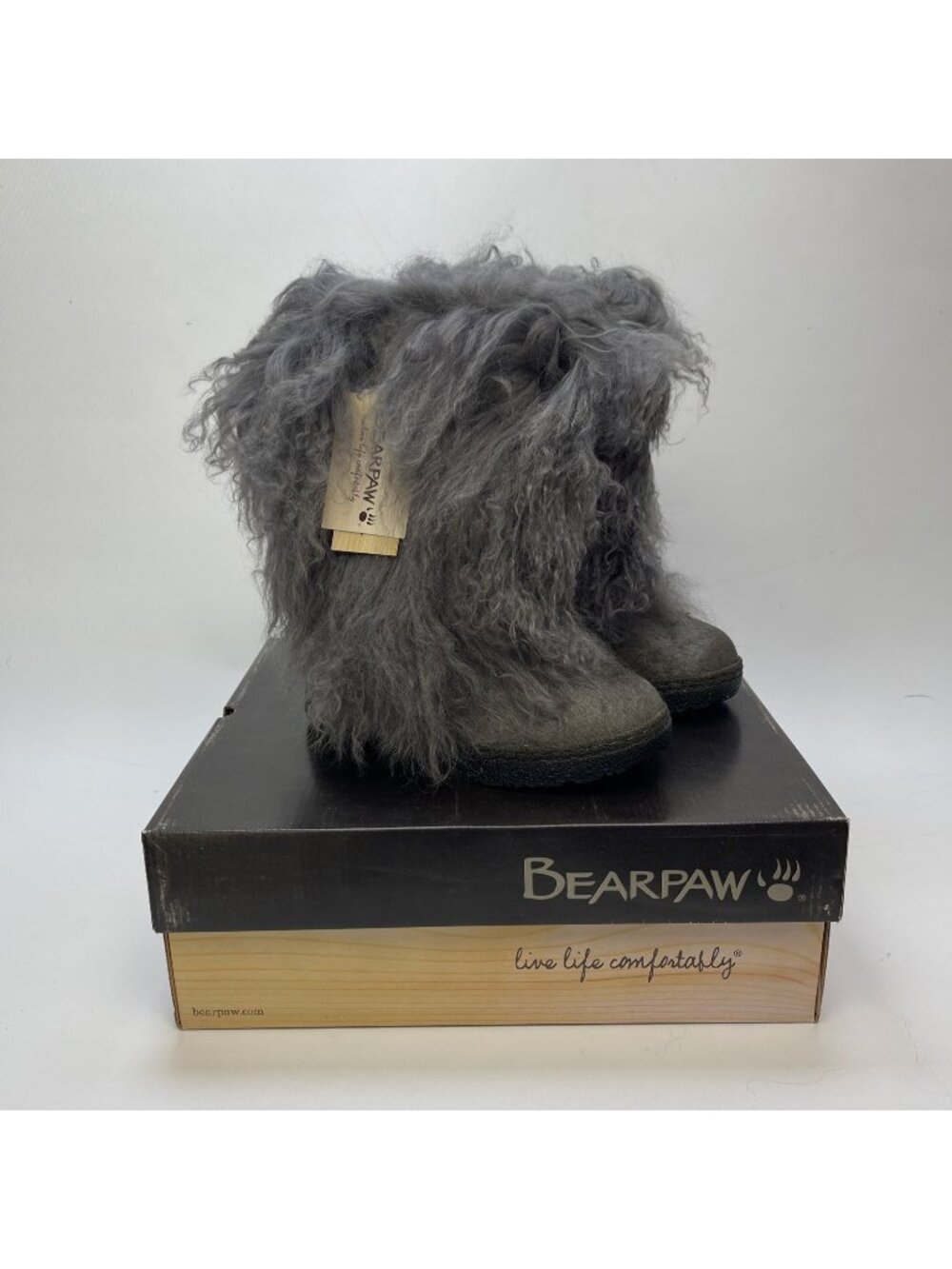 NEW BEARPAW Canada Boetis II Dark Gray Mongolian Sheepskin Fur Boots Sz 5 US